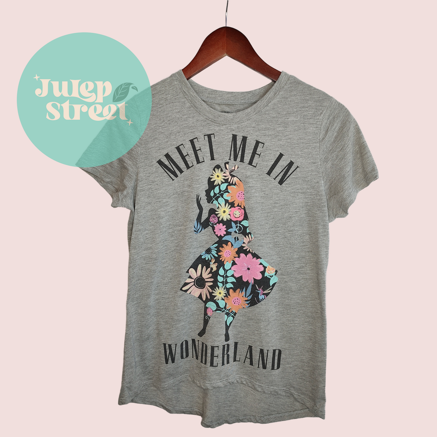 Meet Me In Wonderland (sku:19)